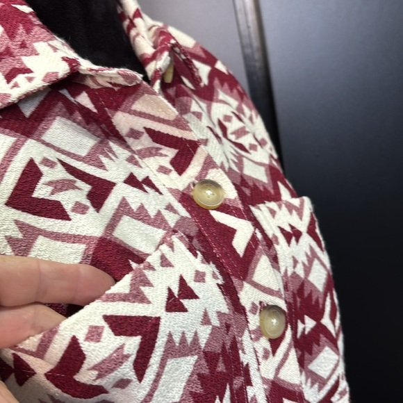 Ariat Fillmore Shacket Shirt/Jkt.,Southwestern print,relaxed fit,button,pockets - Picture 2 of 9